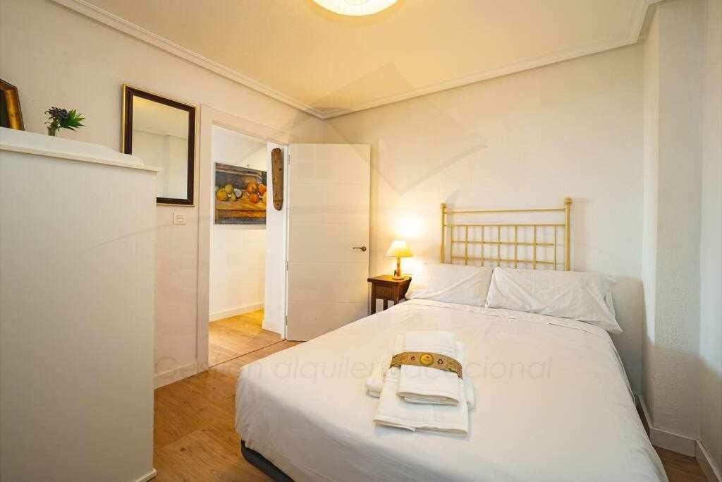 La Capilla Apartamento Oviedo Exterior photo