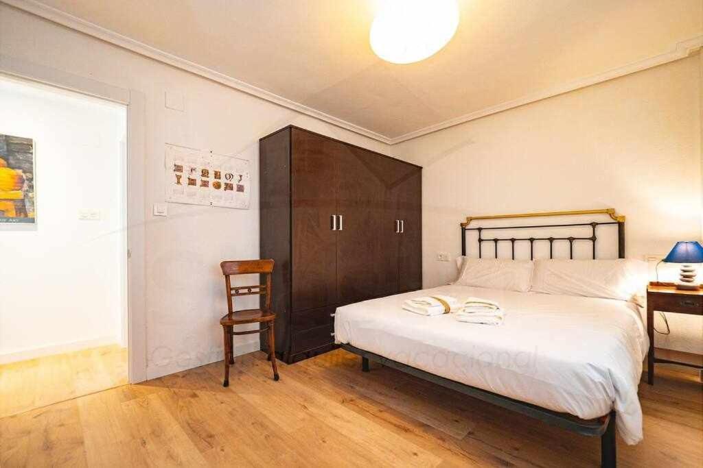 La Capilla Apartamento Oviedo Exterior photo